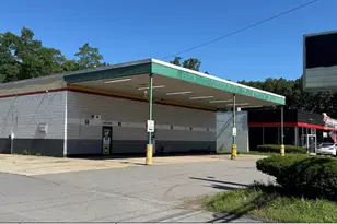 212 Bemis St, Fitchburg, MA 01420 - Photo 1