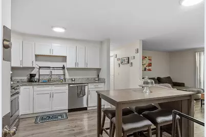 10 Dryden Street #7, Worcester, MA 01605 - Photo 3