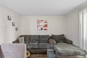 10 Dryden St, Worcester, MA 01605 - Photo 11