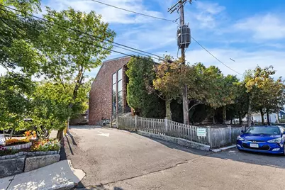 10 Roberts St #14, Somerville, MA 02145 - Photo 17