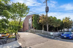 10 Roberts St, Somerville, MA 02145 - Photo 17