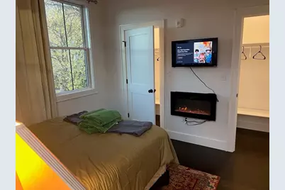 19 Suffolk St. #3, Chelsea, MA 02150 - Photo 5