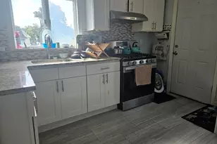 30 Clifton Ave, Lynn, MA 01902 - Photo 5