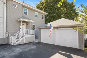 98 Carroll St, Watertown, MA 02472 - Photo 5