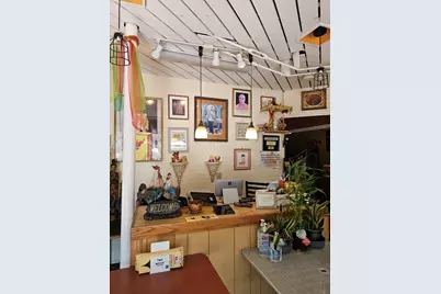 93 Beacon, Somerville, MA 02143 - Photo 9