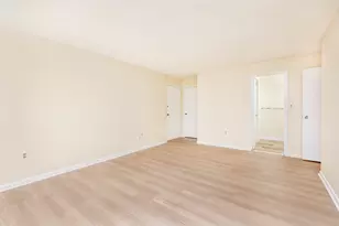 1002 Paradise Rd, Swampscott, MA 01907 - Photo 21