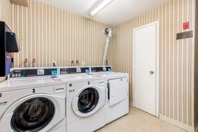 1002 Paradise Road #1M, Swampscott, MA 01907 - Photo 31