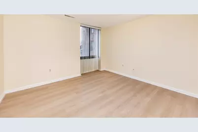 1002 Paradise Road #1M, Swampscott, MA 01907 - Photo 15