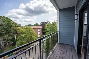 13 Nahant St, Lynn, MA 01902 - Photo 9