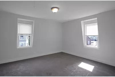 16 Dudley St, Haverhill, MA 01830 - Photo 21