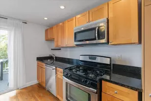 364 Sumner St, Boston, MA 02128 - Photo 9