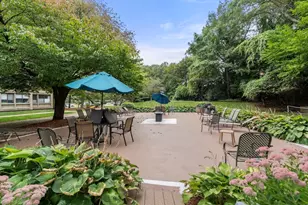 250 Hammond Pond Parkway, Newton, MA 02467 - Photo 27