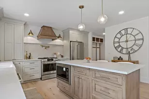 22 BUCKLIN Dr, Rehoboth, MA 02769 - Photo 7