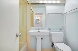 180 Beacon St, Boston, MA 02116 - Photo 11