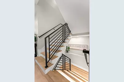 327 Alewife Brook Pkwy #A, Somerville, MA 02144 - Photo 23