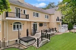 2 Bridle Path, Lynnfield, MA 01940 - Photo 5