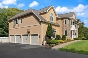 2 Bridle Path, Lynnfield, MA 01940 - Photo 3