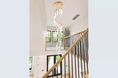 544 Saw Mill Brook Parkway, Newton, MA 02459 - Photo 15