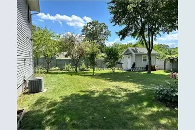 64 Wilmington Street, Springfield, MA 01119 - Photo 5