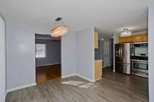 64 Wilmington St, Springfield, MA 01119 - Photo 9