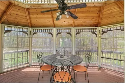 405 West St., Uxbridge, MA 01569 - Photo 27