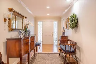 40 Bentwood Dr, Sturbridge, MA 01566 - Photo 3