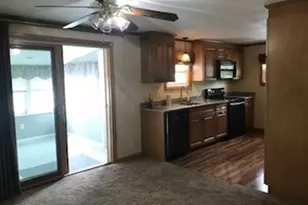 3 Robin Hood Ln, Attleboro, MA 02703 - Photo 9