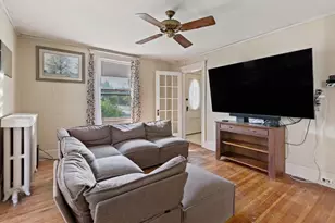 66 Linden St, Newton, MA 02464 - Photo 3