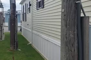 1044 Phillips Rd, New Bedford, MA 02745 - Photo 19