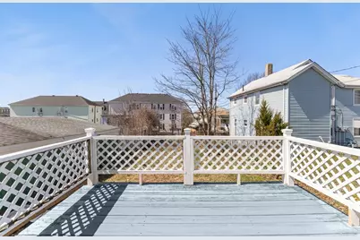 71 Cash St, Fall River, MA 02723 - Photo 3