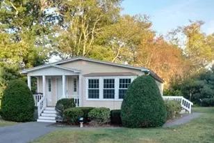 6 Chestnut Cir, Rockland, MA 02370 - Photo 1