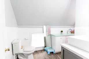 24 Clinton St, Marlborough, MA 01752 - Photo 31