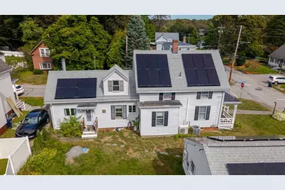 24 Clinton St, Marlborough, MA 01752 - Photo 3