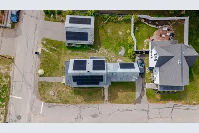 24 Clinton St, Marlborough, MA 01752 - Photo 5