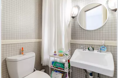 24 Clinton St, Marlborough, MA 01752 - Photo 19