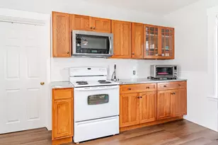 24 Clinton St, Marlborough, MA 01752 - Photo 15