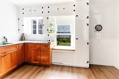 24 Clinton St, Marlborough, MA 01752 - Photo 13