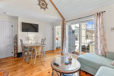 6 Hammock Pond Rd #6, Mashpee, MA 02649 - Photo 7