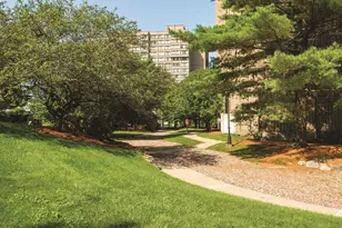 250 Hammond Pond Pkwy, Newton, MA 02467 - Photo 15