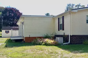 31 Edward Ln, Barre, MA 01005 - Photo 5