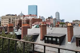 11 W Cedar St, Boston, MA 02108 - Photo 5