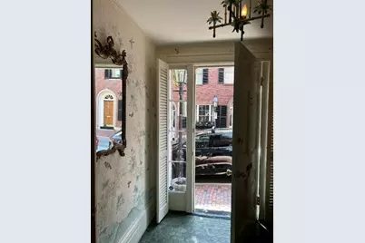 11 West Cedar Street, Boston, MA 02108 - Photo 3