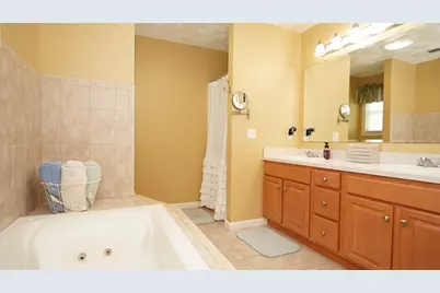 8 Kasmira Way, Attleboro, MA 02703 - Photo 21