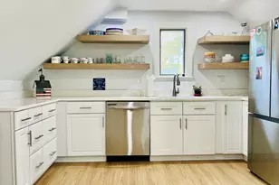 30 Chapel St, Gloucester, MA 01930 - Photo 19