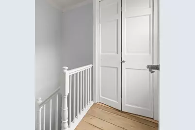 30 Chapel Street #B, Gloucester, MA 01930 - Photo 5