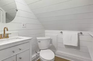 30 Chapel St, Gloucester, MA 01930 - Photo 27