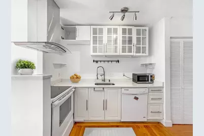 166 Cottage St #3, Boston, MA 02128 - Photo 3