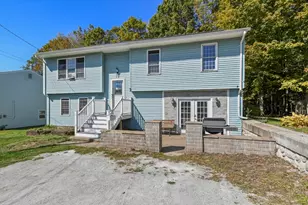 29 Murphy Pl, Pittsfield, MA 01201 - Photo 1