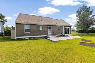 15 Packard Ave, Hull, MA 02045 - Photo 3