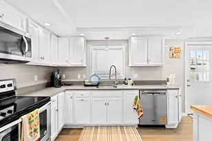 15 Packard Ave, Hull, MA 02045 - Photo 11